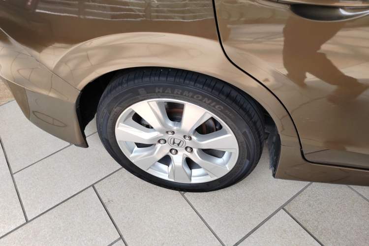 Used Honda Jade 2014 1.8L Automatic Comfort Elite Version 5 Seats
