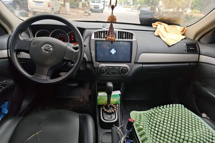 Used Nissan Sylphy 2018 Classic 1.6XE+ CVT Luxury Edition Center Console