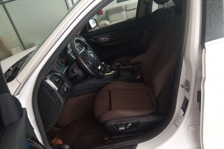 Used BMW 3 Series 2018 320Li Fashion Model
