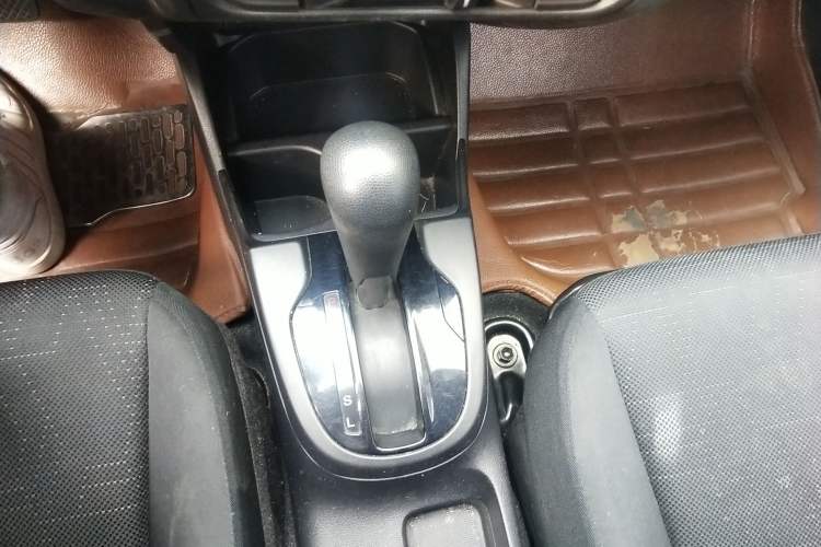Used Honda Fit 2014 1.5L LX CVT Comfort Model Gear Lever