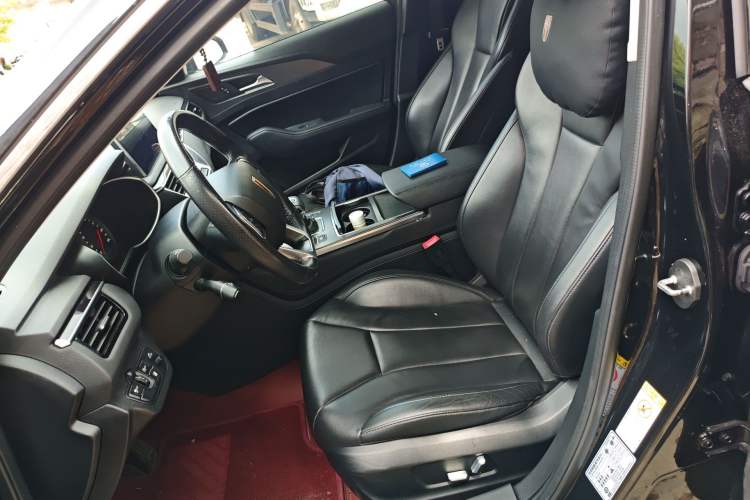 Used Hongqi H5 2022 Classic Model Facelift 1.8T Automatic Smart Connect Flagship Edition Left Front Seat