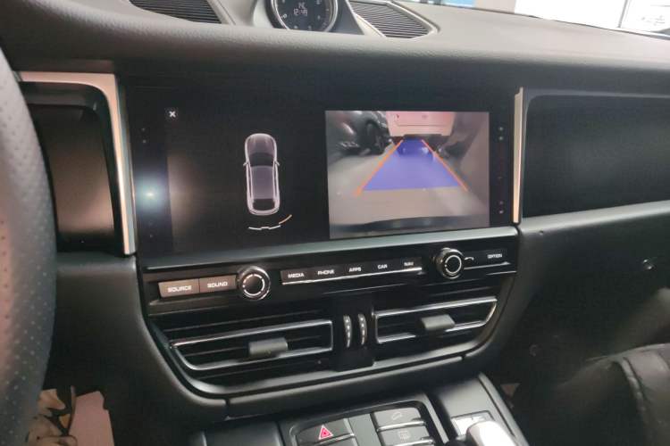 Used Porsche Macan 2018 Macan 2.0T