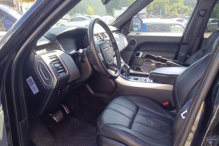 Used Land Rover Range Sport 2014 3.0 SC V6 HSE DYNAMIC Left Front Seat