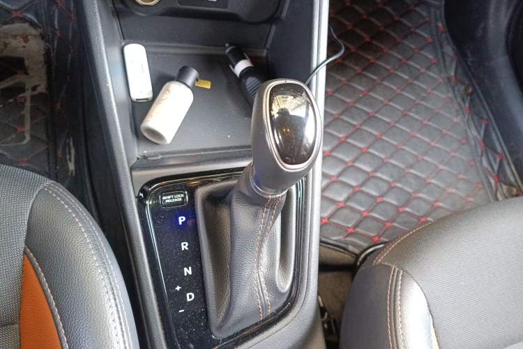 Used Hyundai Verna RV 2017 1.4L Automatic Sport Version National Emission Standard V