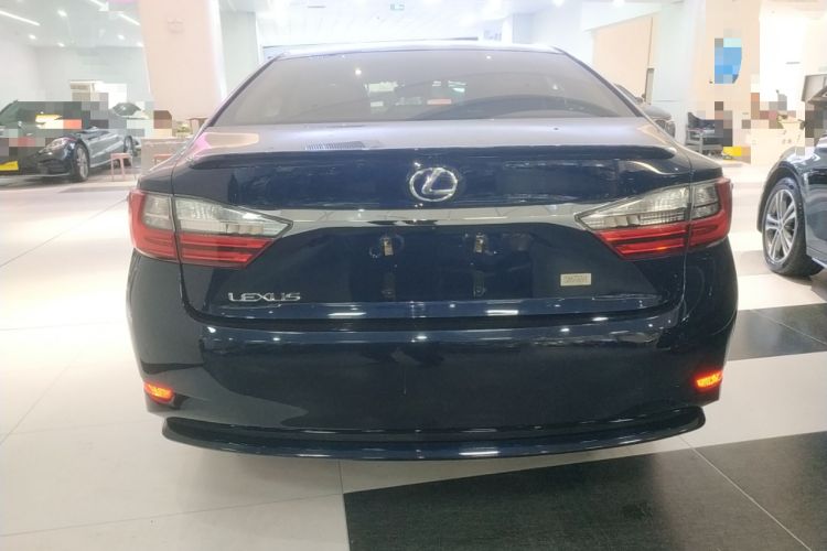 Used Lexus ES 2017 300h Mark Levinson Comfort Edition
