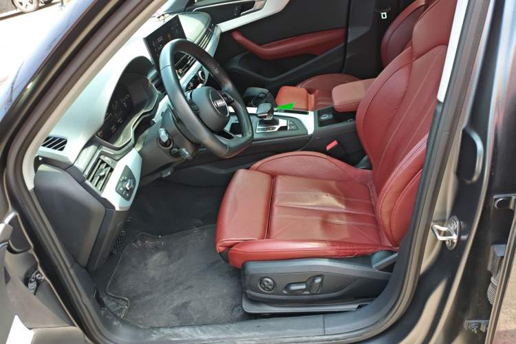 Used Audi A4L 2022 40 TFSI Luxury Dynamic Model