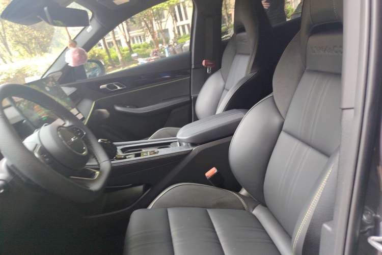 Used Lynk & Co 03 2026 Model 1.5TD DCT Halo Left Front Seat