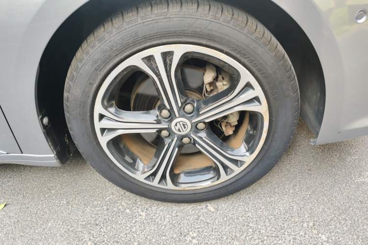 Used MG 6 New Energy 2018 45T E-DRIVE Intelligent Drive Hybrid PILOT Super Internet Edition Right Front Wheel Hub