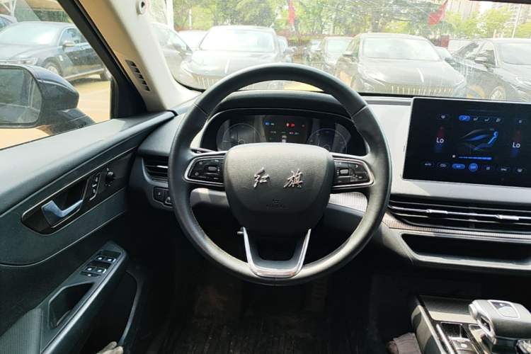 Used Hongqi E-QM5 2021 Charging T3 Version 4 Seats