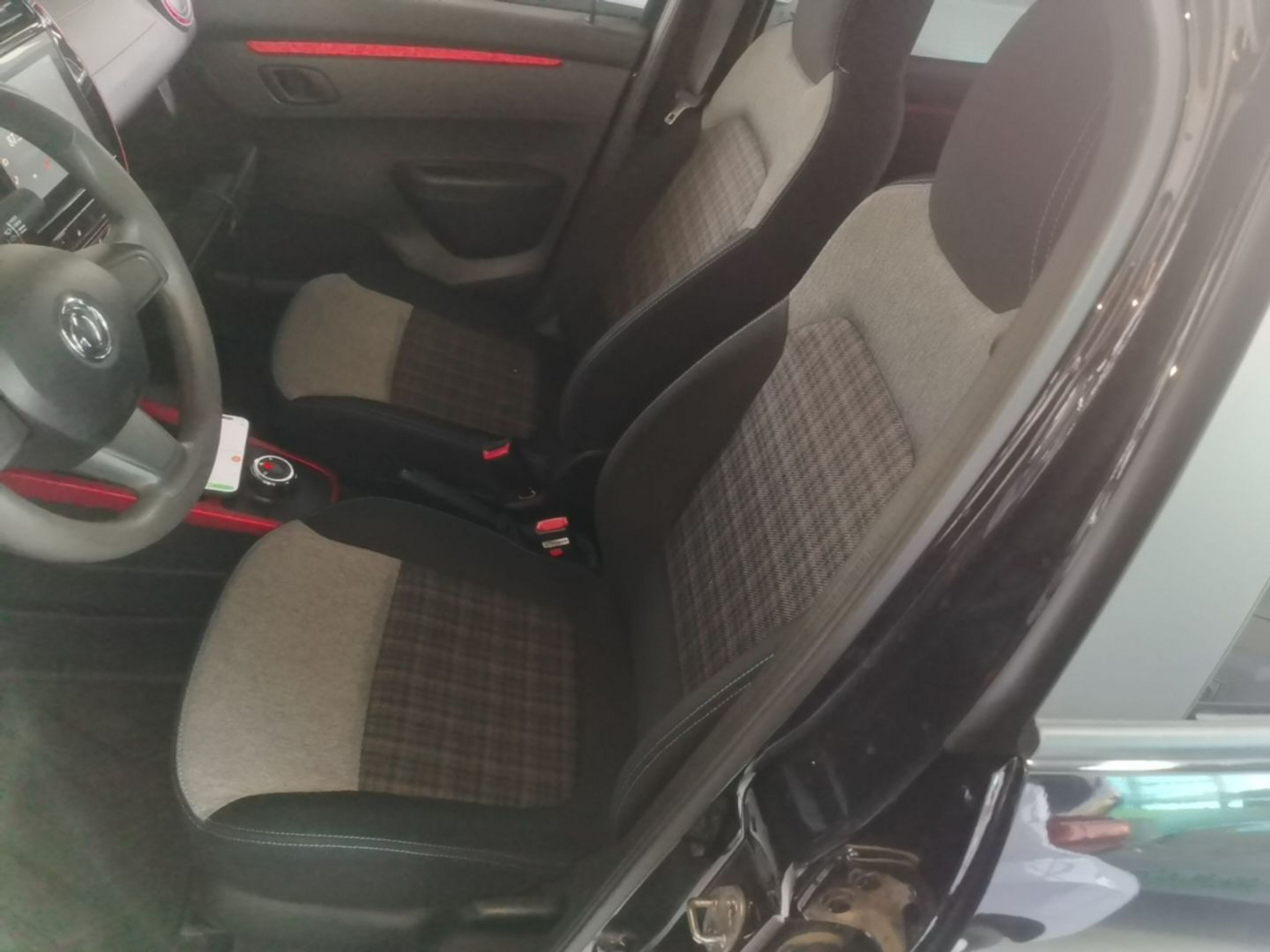 Interior delantero