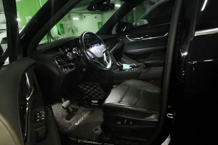 Used Cadillac XT6 2021 2.0T 7-Seater Four-Wheel Drive Luxury Version
