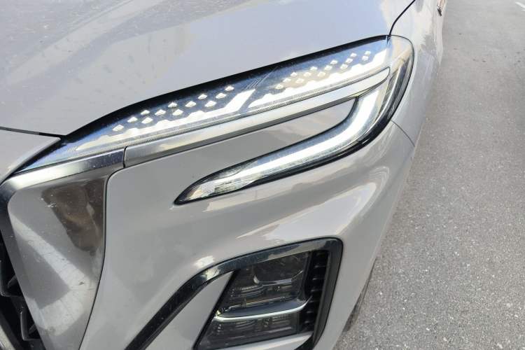 Used Hongqi HS3 2023 2.0T All-Wheel-Drive Youwei Version
