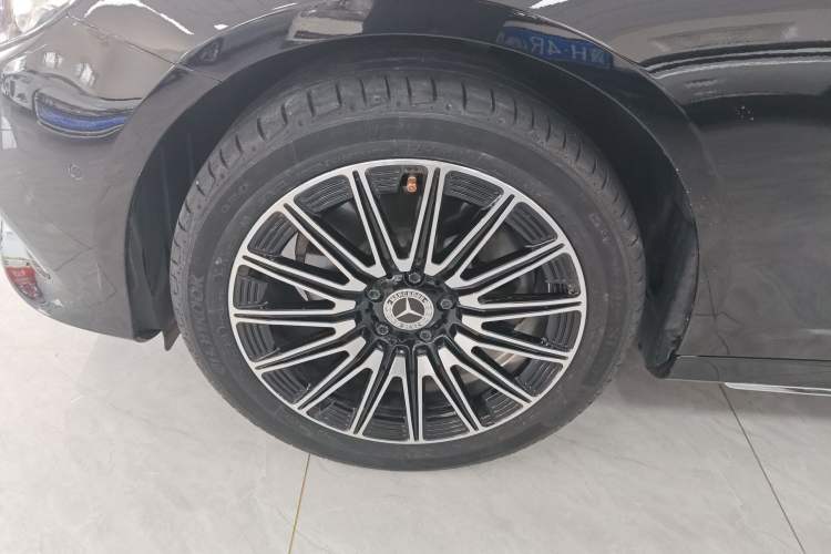 Used Mercedes-Benz E-Class 2018 Facelift E 200 L Sport Edition