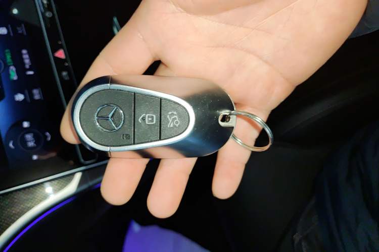Used Mercedes-Benz C-Class 2022 C 260 L Sport Edition Vehicle Key