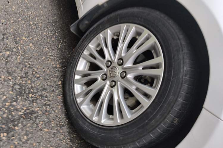 Used Buick GT 2016 15N Automatic Luxury Edition