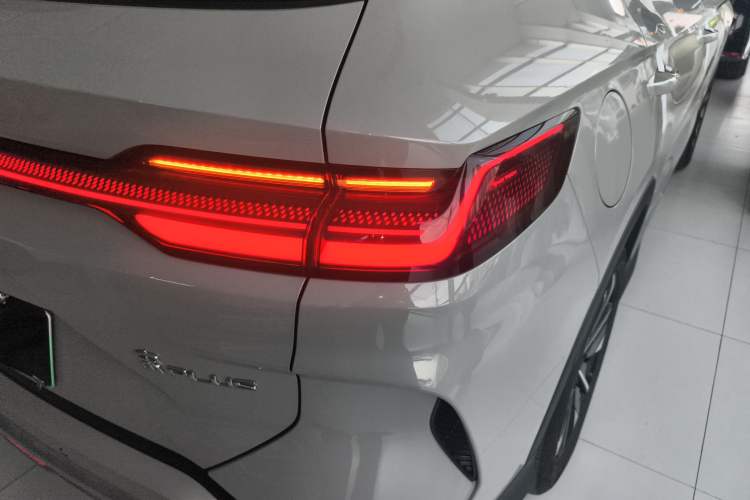 Used BYD Song PLUS New Energy 2023 Champion Edition EV 605KM Flagship PLUS
