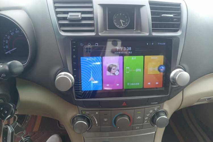 Used Toyota Highlander 2012 2.7L 2WD 5-Seater Elite Edition Audio And AC Panel