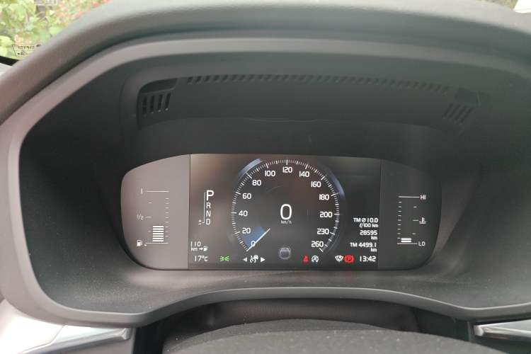 Used Volvo XC60 2021 T5 4x4 Smart Luxury Edition