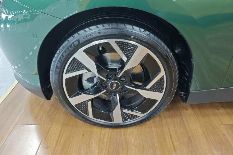 Used MINI Electric MINI COOPER 2024 452km COOPER SE Artist
