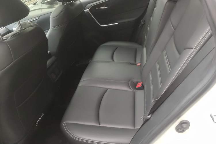 Used Toyota RAV4 2020 2.0L CVT Two-Wheel Drive Fashion Edition
