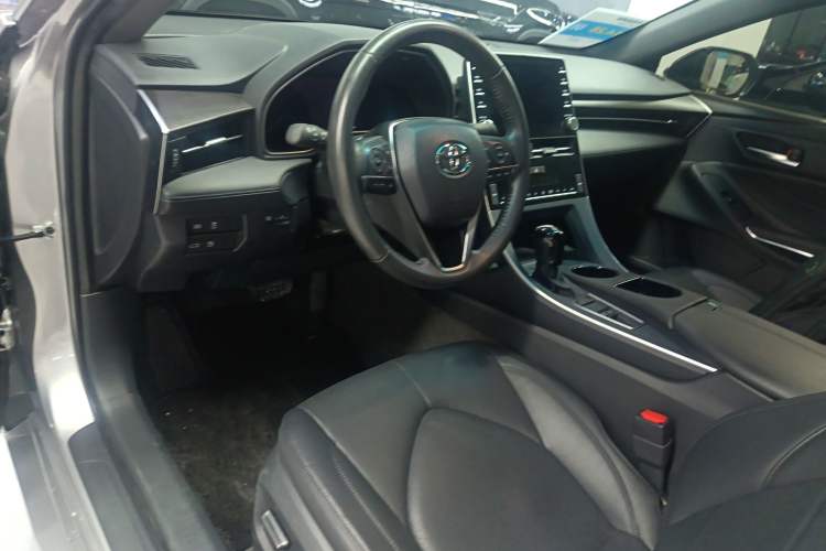 Used Toyota Avalon 2019 2.0L Luxury Edition China VI Standard