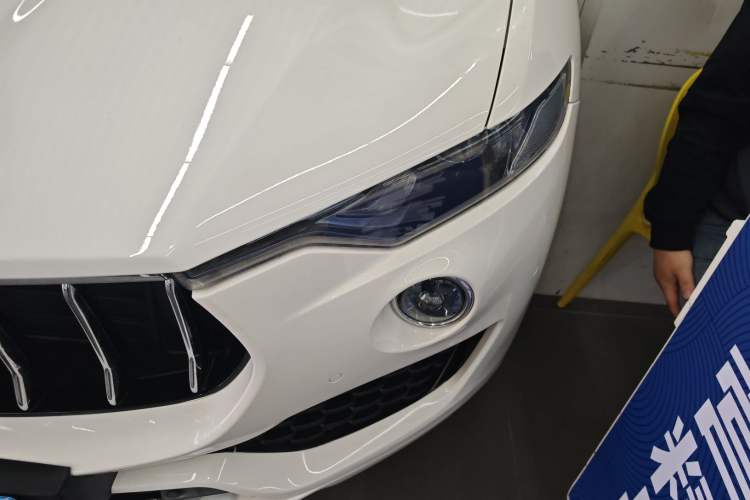 Used Maserati Levante 2016 3.0T Standard Edition Left Front Headlight