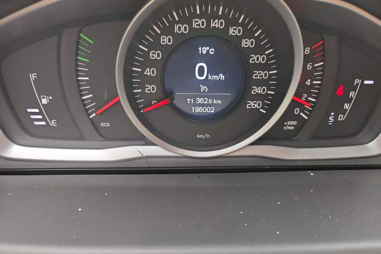 Used Volvo S80L 2014 2.0T T5 Intelligent Luxury Edition