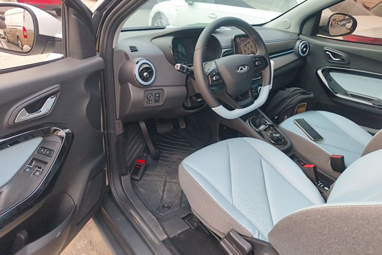 Used Chery Little Ant 2023 251km True Love Edition Lithium Iron Phosphate Interior 3