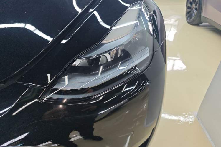 Used Tesla Model Y 2023 Rear-Wheel-Drive Version