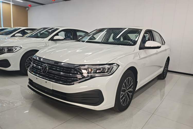 Used Volkswagen Sagitar 2025 Facelift 200TSI DSG Flyover Edition