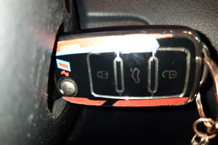 Used Volkswagen Polo 2016 1.6L Automatic Comfort Model Vehicle Key