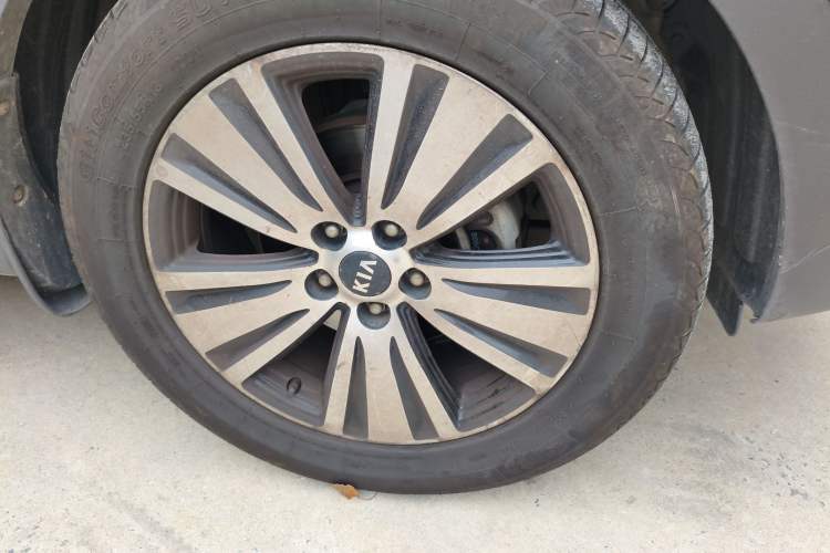 Used Kia Sportage R 2015 2.0L Automatic Two-Wheel Drive DLX Model
