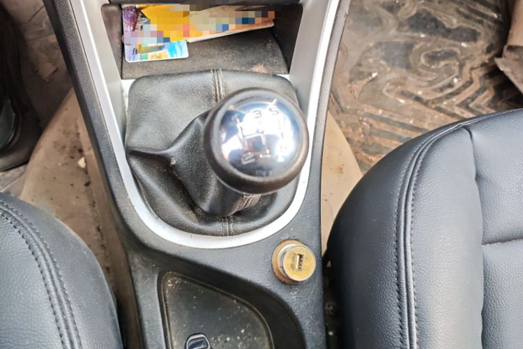 Used Peugeot 307 2013 1.6L Manual CROSS
