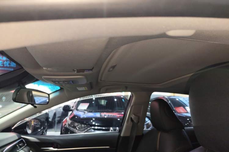 Used Toyota Camry 2021 2.0G Luxury Edition