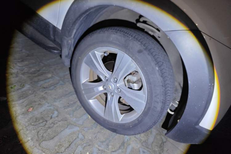 Used Chevrolet Captiva 2011 2.4 AT 7-Seater Luxury Edition
