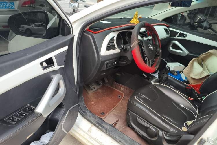 Used JAC Group Refine S2 2015 1.5L Manual Luxury Smart Model Driver Seat