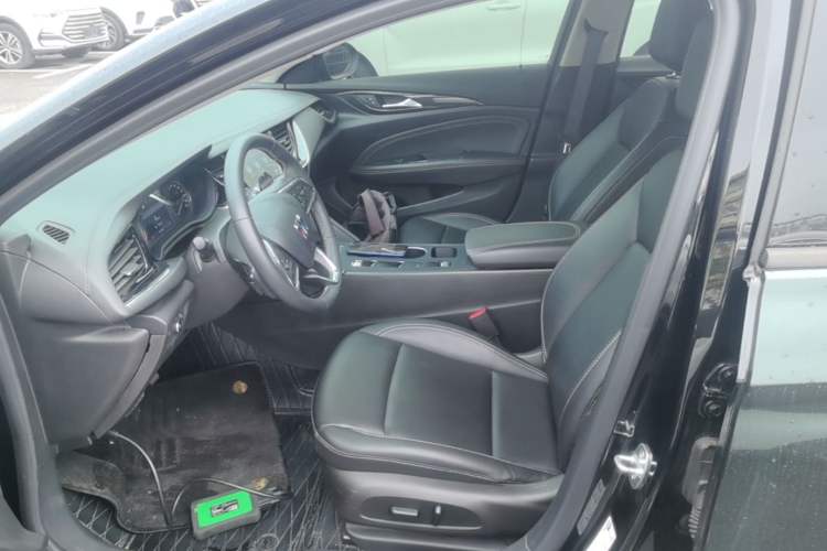 Used Buick Regal 2024 25T Deluxe Edition