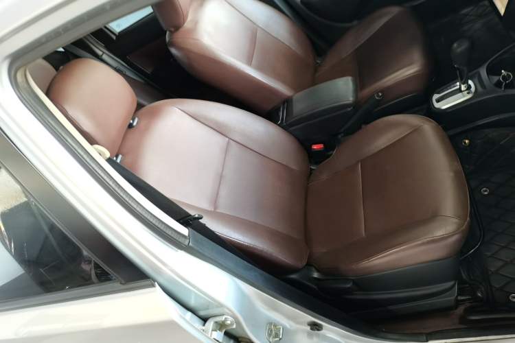 Used Nissan Livina 2015 Jinrui 1.6XV CVT Cool Cafe Edition
