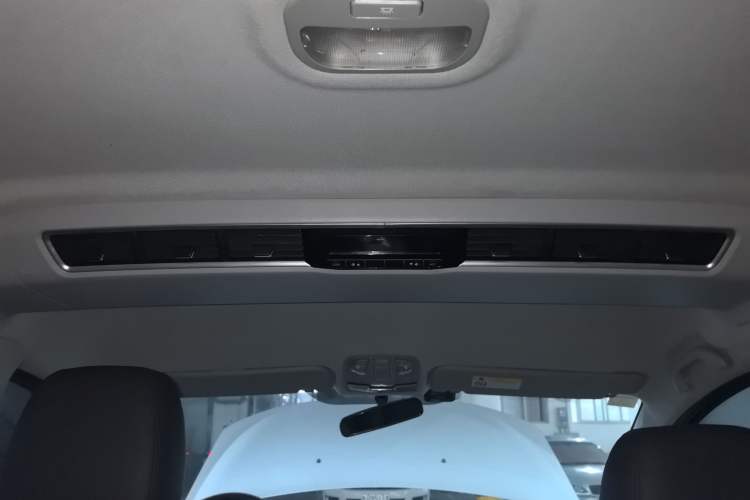 Used JAC Refine M4 2022 2.0 TGDI Automatic Business Edition