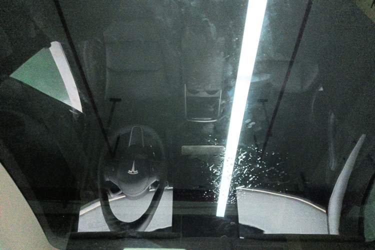 Used Tesla Model Y 2023 Long-Range All-Wheel-Drive Version
