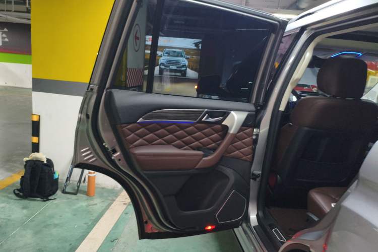 Used Haval H9 2022 2.0T Gasoline 4x4 Luxury 7-Seater