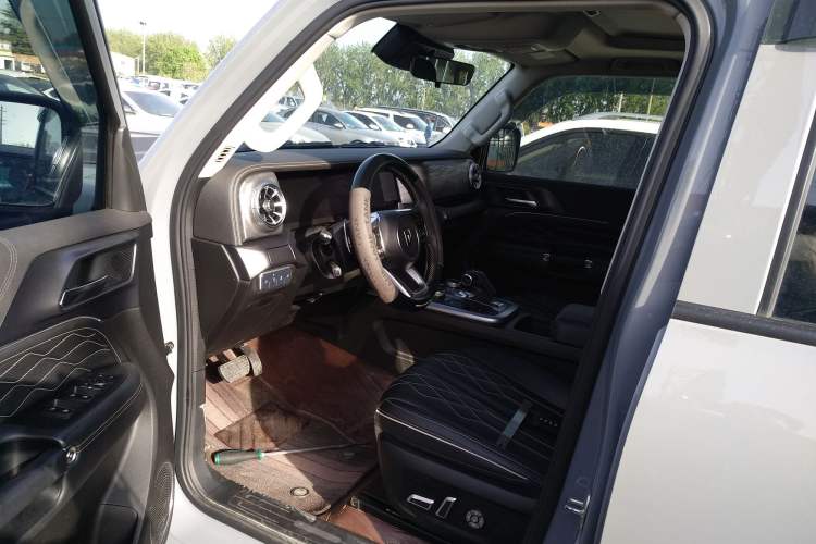 Used Tank 300 2021 Off-Road Edition 2.0T Challenger Left Front Seat