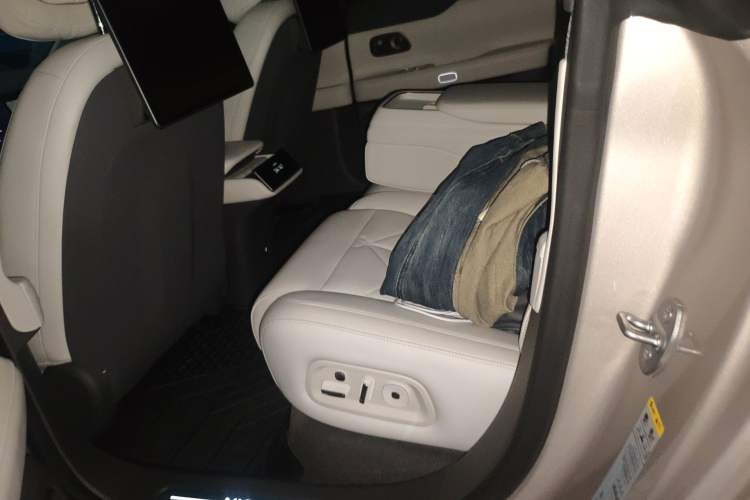 Used Nio ET7 2024 100kWh Executive Signature Edition
