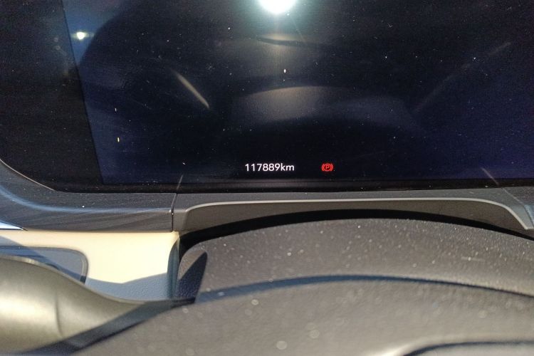 Used Buick GL8 2022 ES Landtrek 653T Luxury Edition