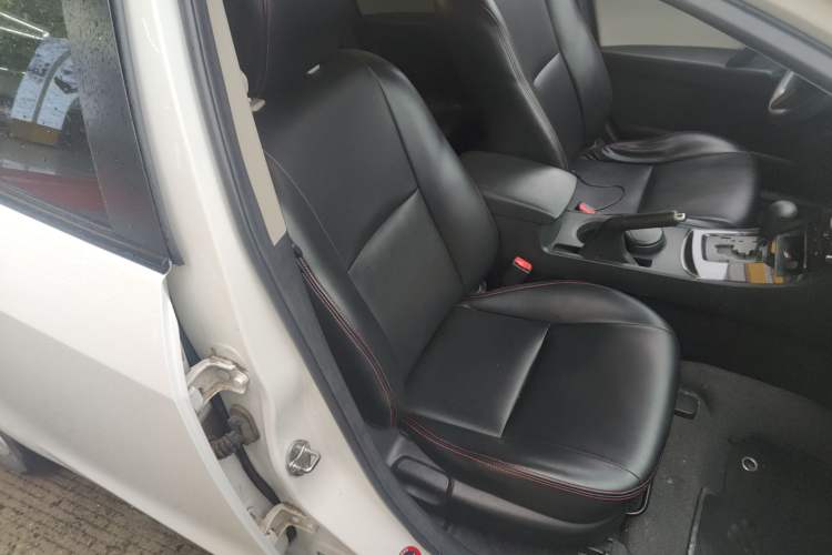 Used Mazda Mazda 3 2015 Sedan 1.6L Automatic Comfort Model