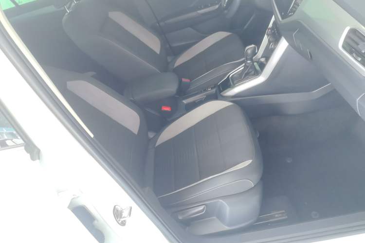 Used Volkswagen T-ROC 2022 280TSI DSG Two-Wheel Drive Elite PLUS
