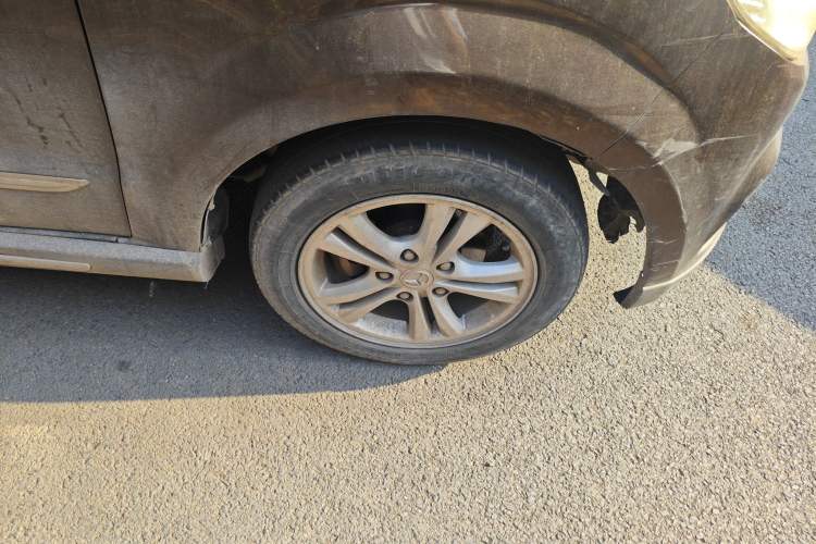 Used HYOSOW H2 2015 1.5L Manual Luxury Version BJ415C
