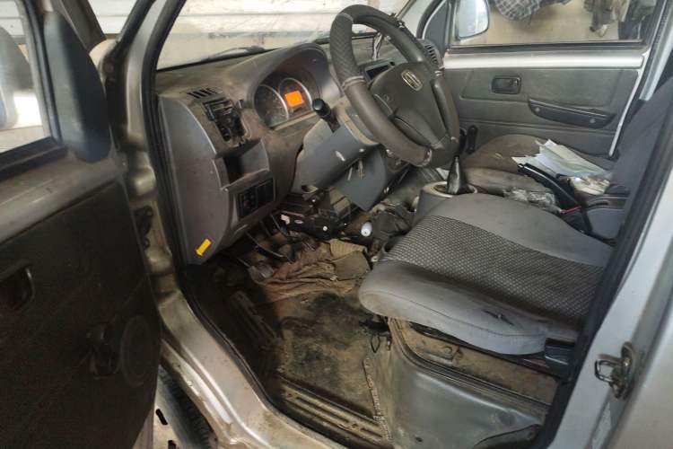 Used BAIC Weiwang 306 2016 1.2L Basic Version 7 Seats A12 China IV Emission Standard
