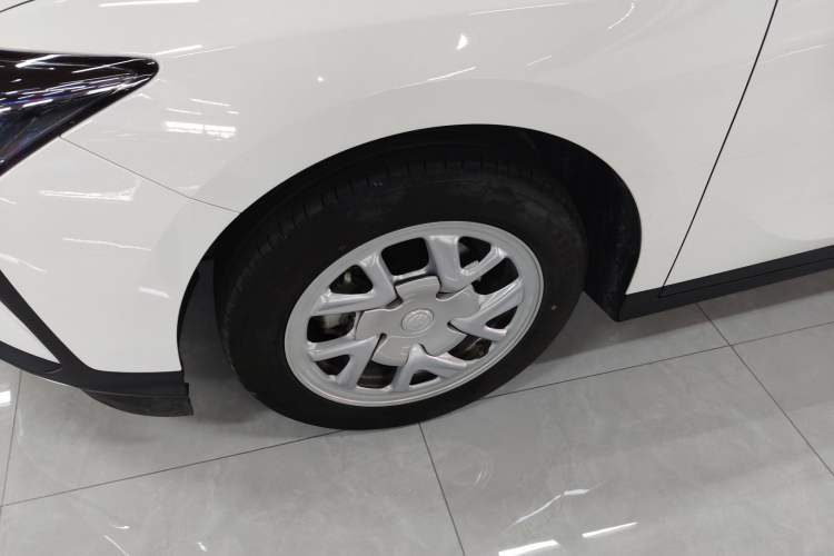 Used Buick Velite 6 2024 450km Range Commuter Version Left Front Wheel Hub