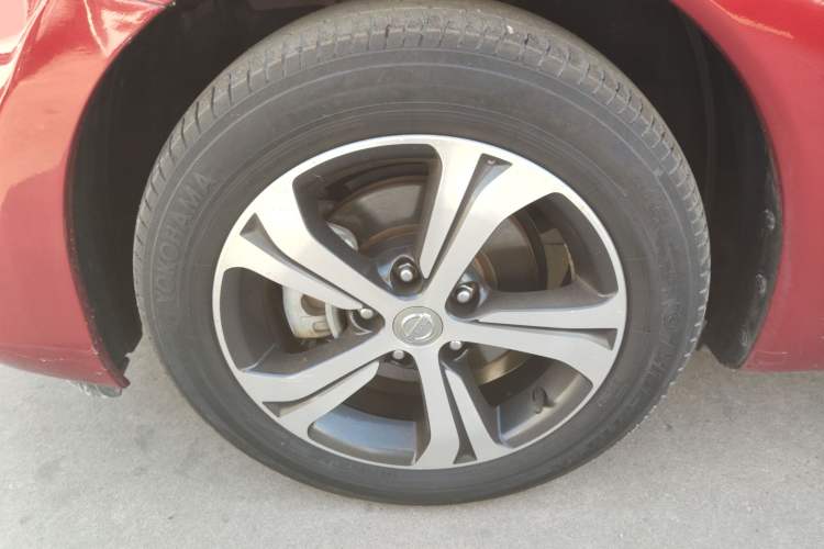 Used Nissan Tiida 2019 1.6L CVT Smart Enjoyment Version China VI Standard Left Front Wheel Hub